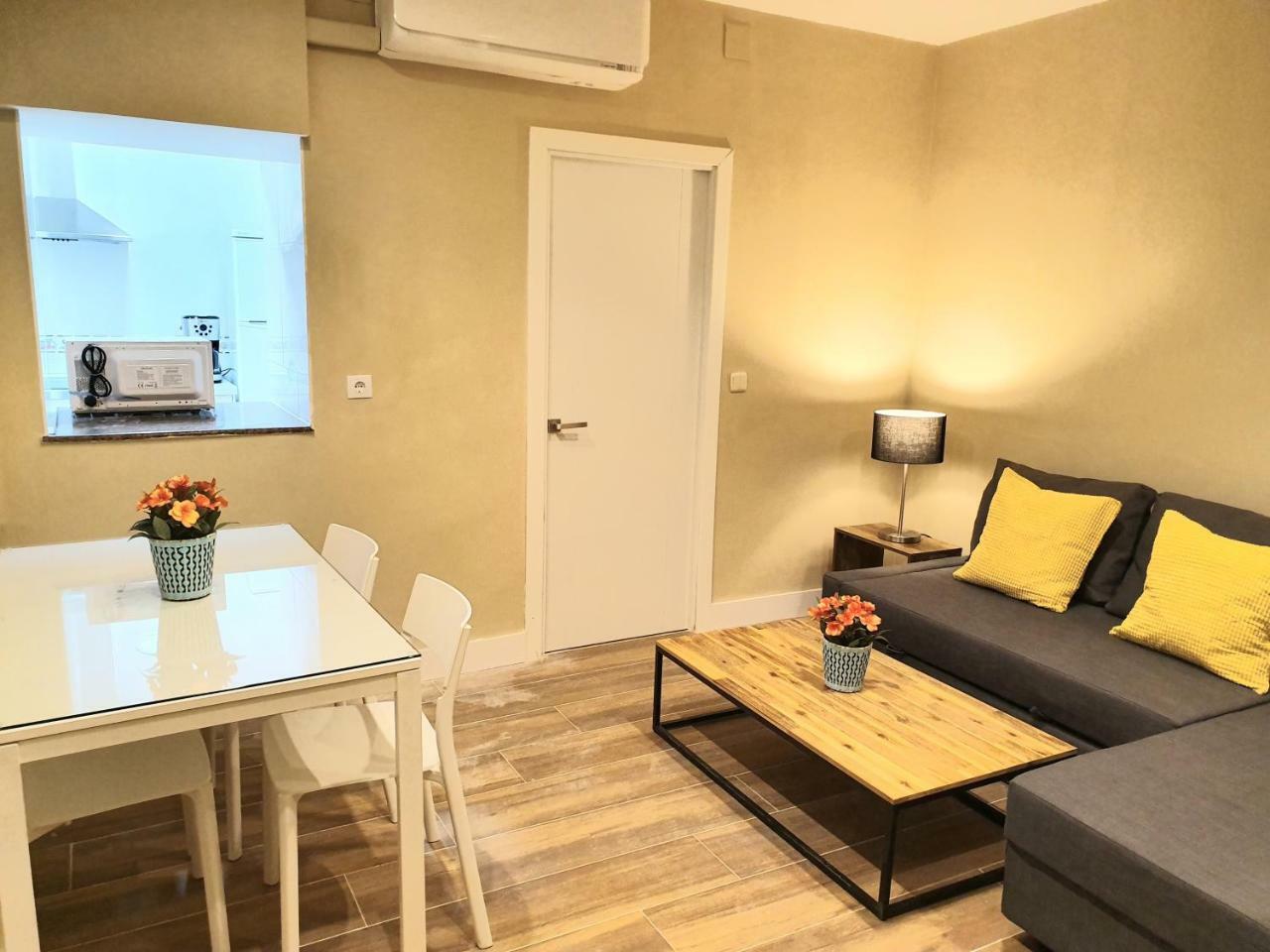 Ch Apartamento Plaza Del Angel - Semisotano Madrid Ngoại thất bức ảnh